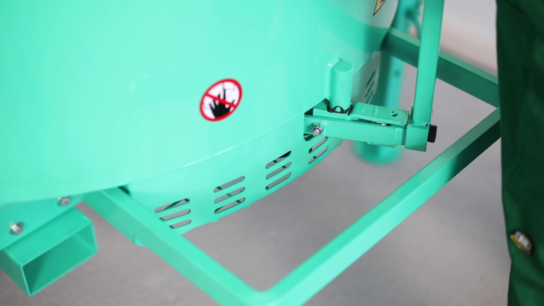 Mix 750 Vertical Shaft Mixer - Dispatch Handle